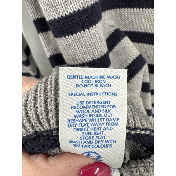 Boden Nautical style striped sweater black/ Gray Size Medium - Picture 6 of 6